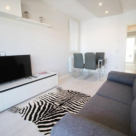 Family Deluxe Apartment Beach Castelldefels Dış mekan fotoğraf