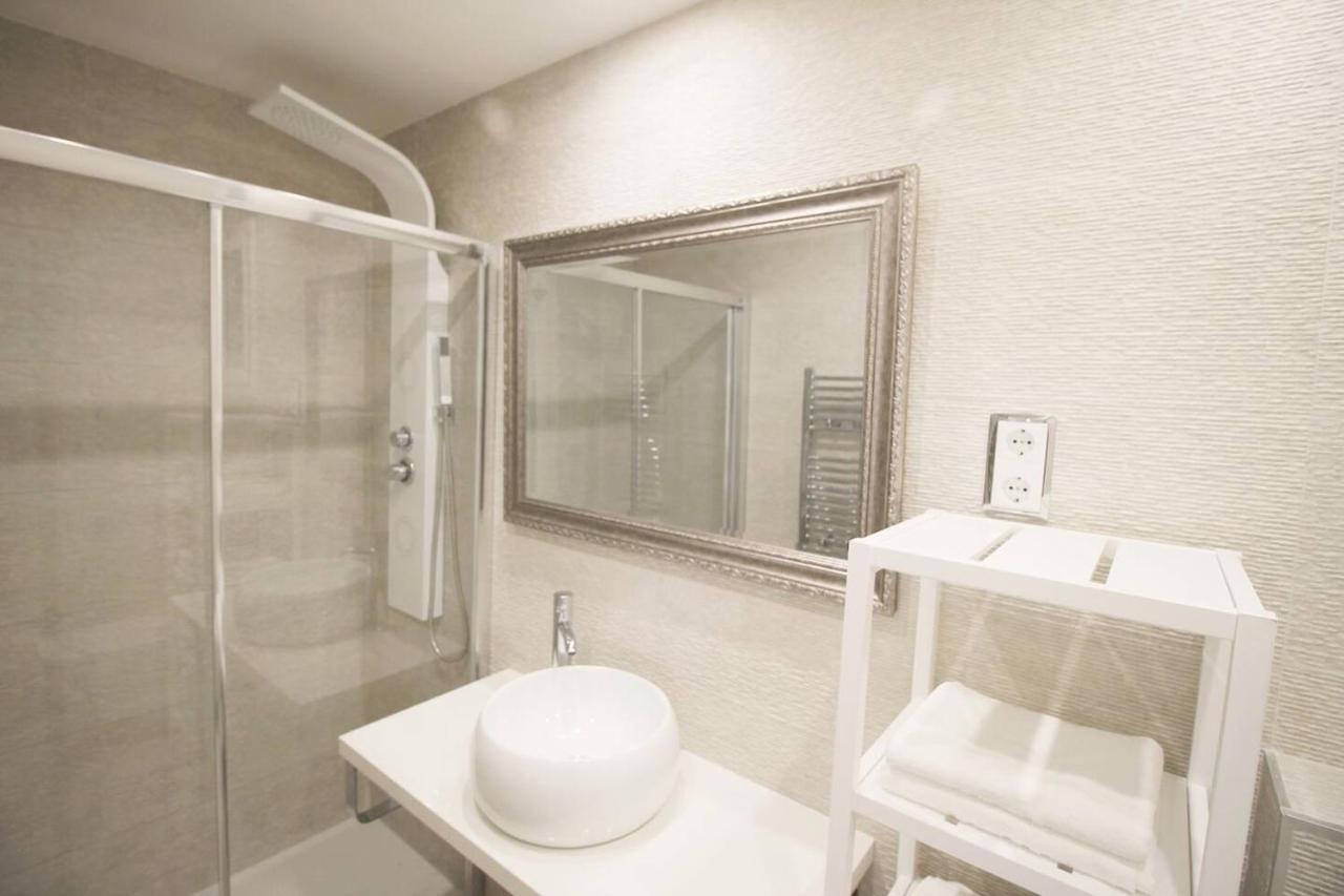 Family Deluxe Apartment Beach Castelldefels Dış mekan fotoğraf